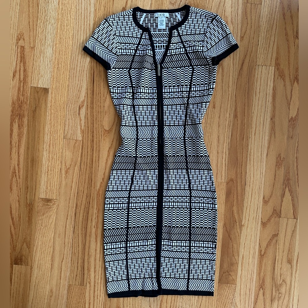Caché sweater dress XS